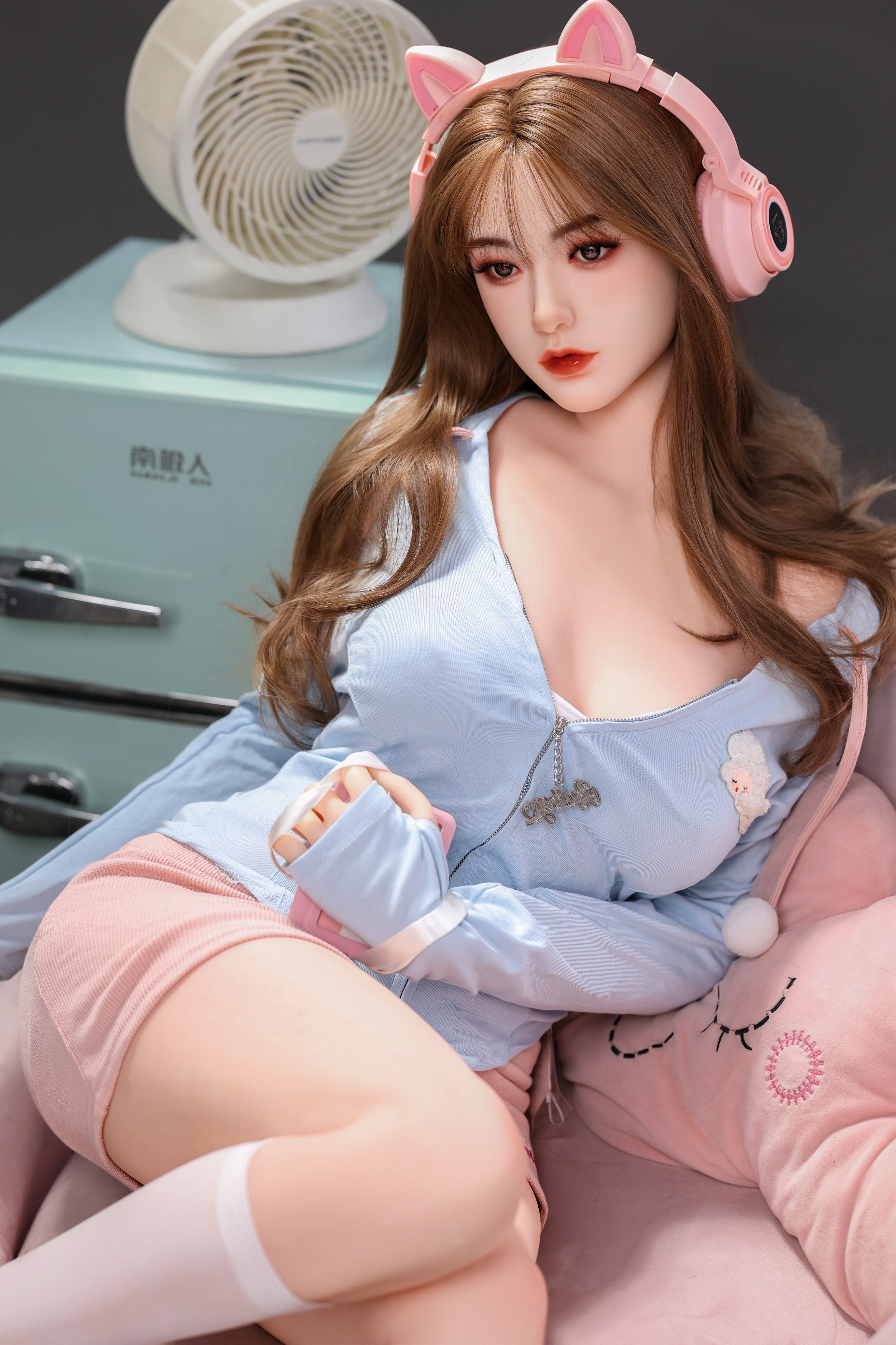 Natalie HWC81 EU In Stock Sexy Big Boobs Life-like Sex Doll 4.43' (135cm) |4.86'(148cm)|5.15'(157cm)|5.25'(160Bcm)
